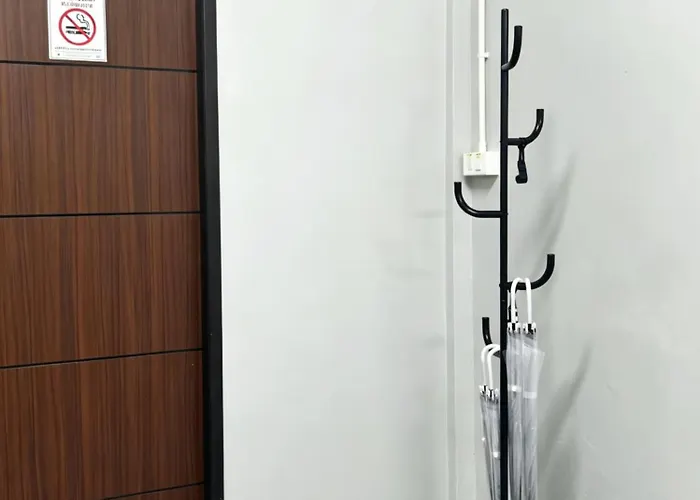 Cloudy Nest Phayathai Entire 4 Storey House For 10pp 8-min Walk To Bts & Airport Link